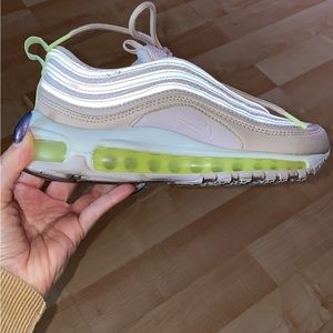 Nike Womens Air Max 97